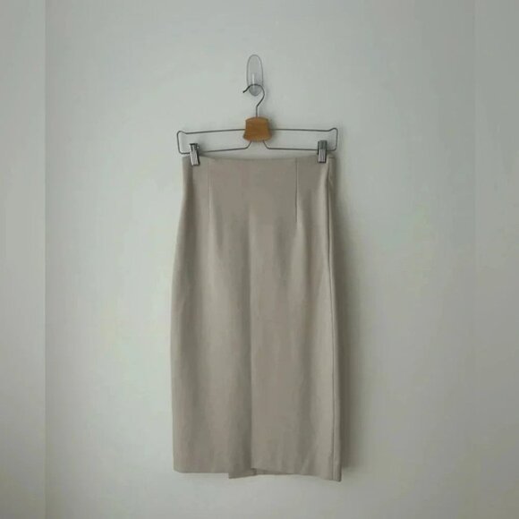 Aritzia Babaton Billy pencil skirt - Picture 10 of 13